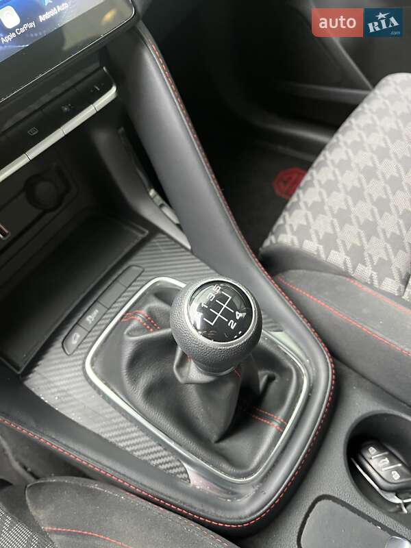 Внедорожник / Кроссовер MG ZS 2021 в Киеве