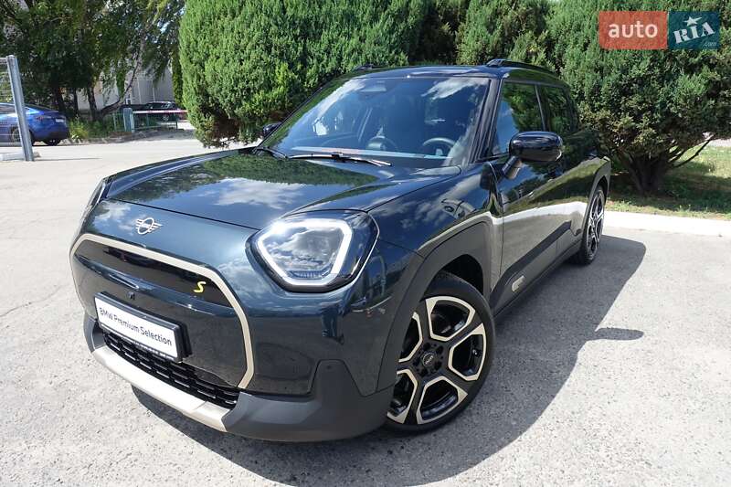 MINI Aceman 2024