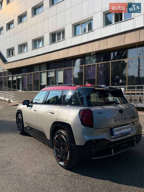 Внедорожник / Кроссовер MINI Aceman 2025 в Киеве
