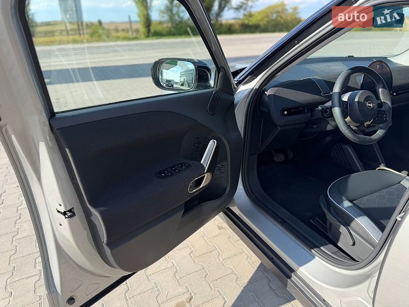 Внедорожник / Кроссовер MINI Aceman 2024 в Хотине