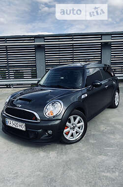 MINI Clubman 2012