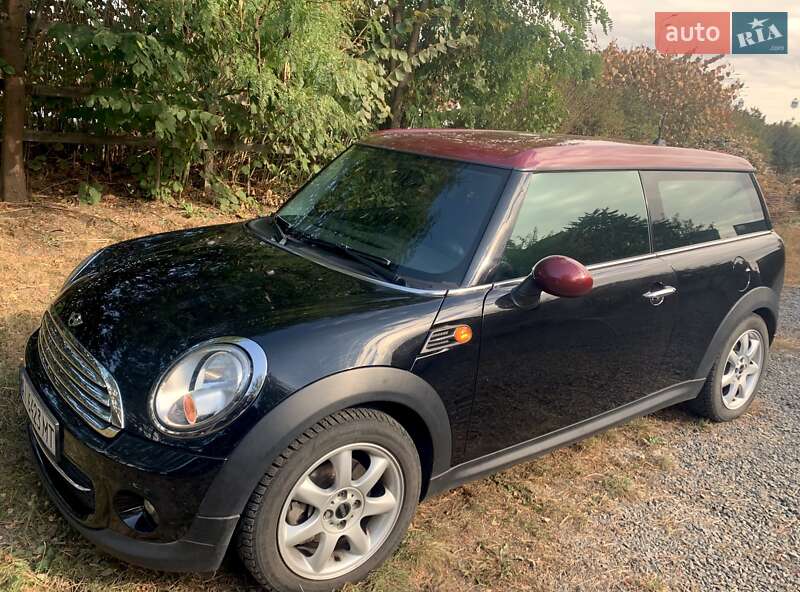 MINI Clubman 2011