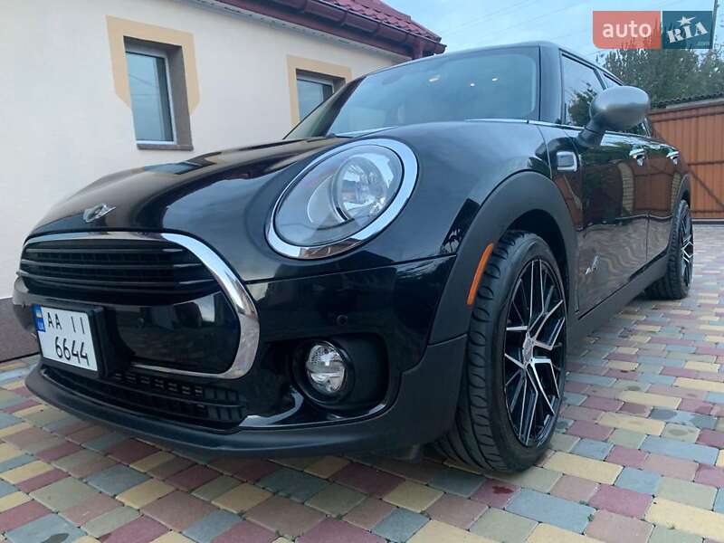 Универсал MINI Clubman 2017 в Староконстантинове