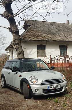 MINI Clubman 2012