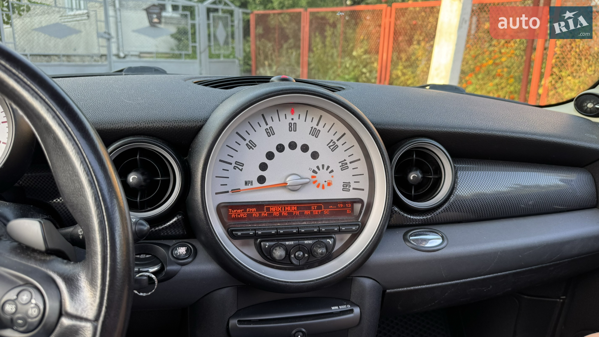2011 MINI Clubman - мініатюра 14