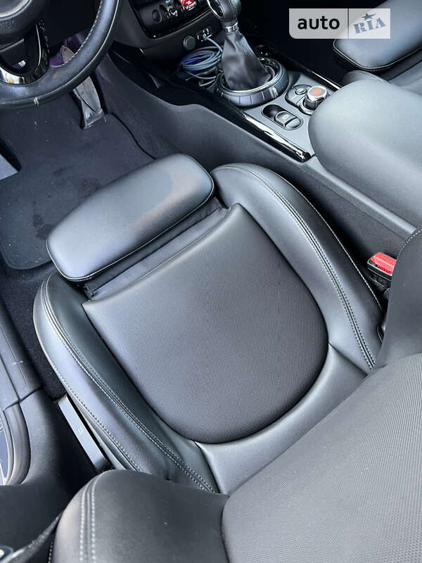 Универсал MINI Clubman 2016 в Киеве