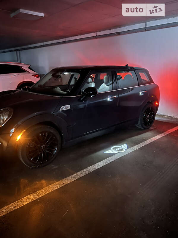 Универсал MINI Clubman 2016 в Киеве