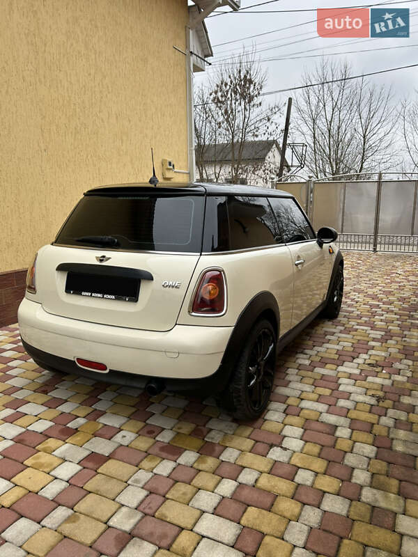 Универсал MINI Clubman 2010 в Иршаве