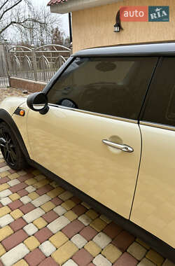 Универсал MINI Clubman 2010 в 