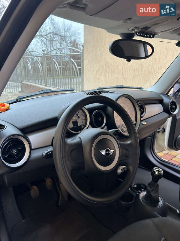 Универсал MINI Clubman 2010 в Иршаве