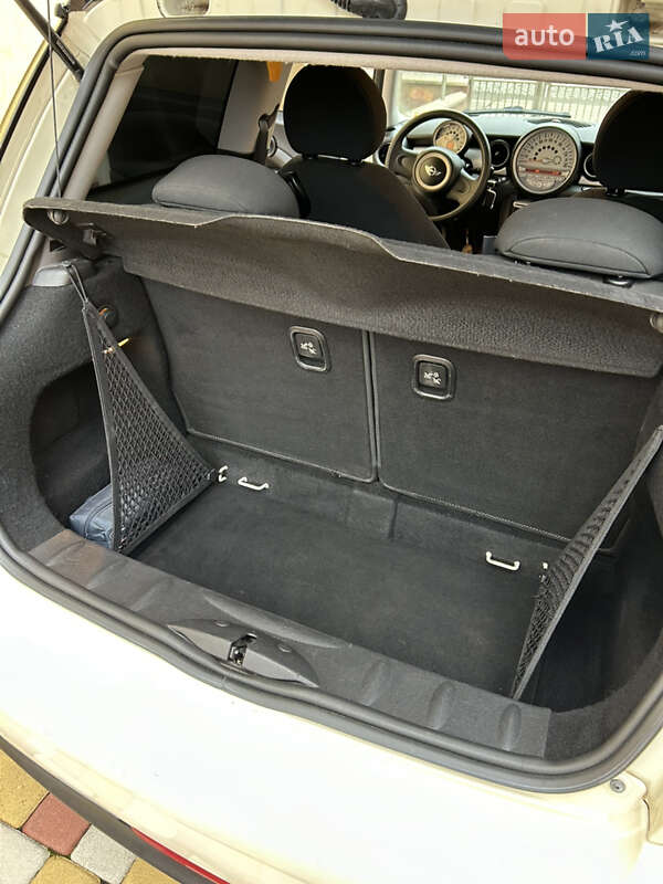 Универсал MINI Clubman 2010 в Иршаве