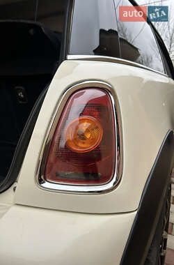 Универсал MINI Clubman 2010 в 