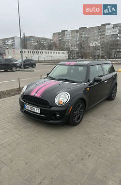 MINI Clubman 2011