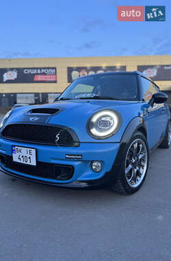 Универсал MINI Clubman 2012 в 