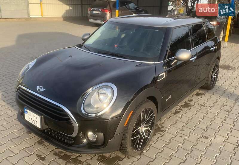 Универсал MINI Clubman 2017 в 