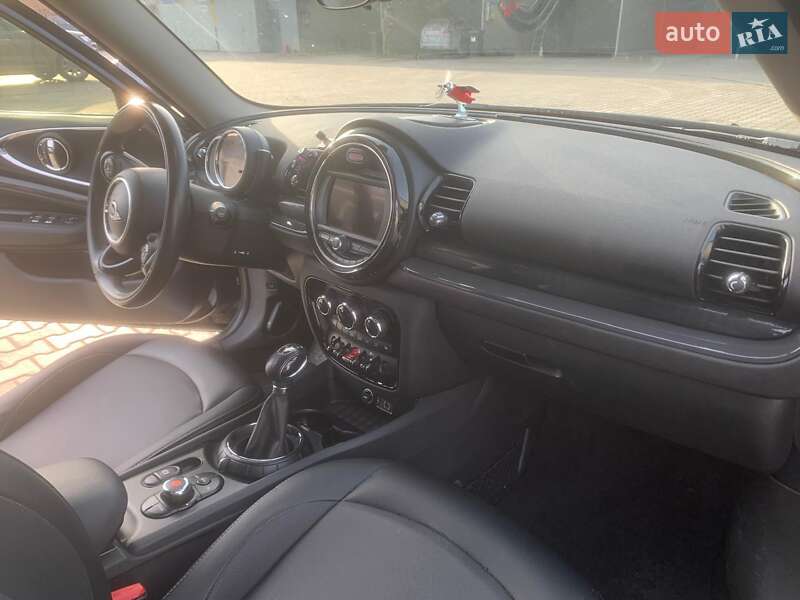 Универсал MINI Clubman 2017 в Староконстантинове
