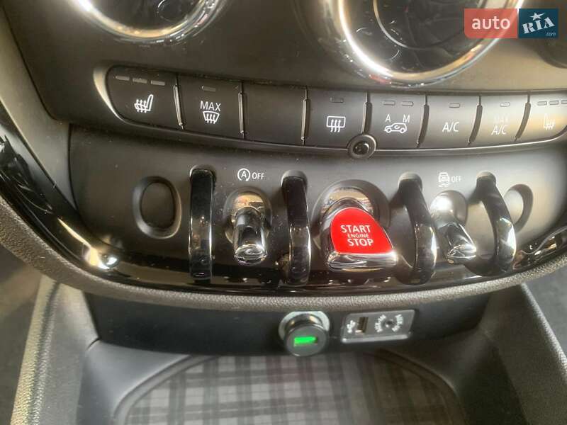 Универсал MINI Clubman 2017 в Староконстантинове