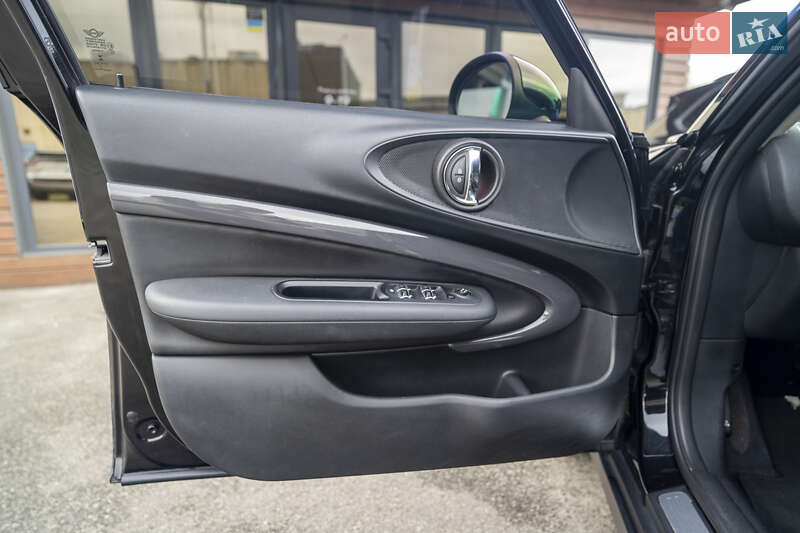 Универсал MINI Clubman 2017 в Киеве