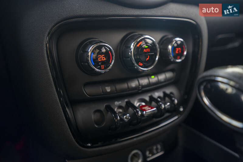 Универсал MINI Clubman 2017 в Киеве