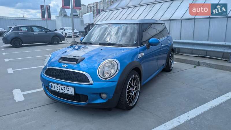 Універсал MINI Clubman 2008 в Києві