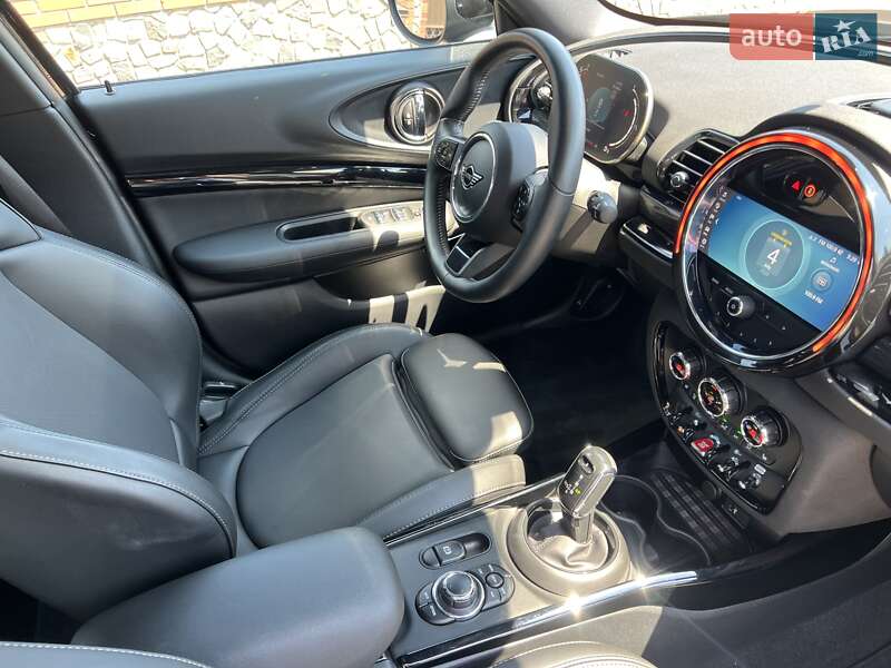 Хэтчбек MINI Clubman 2021 в Киеве