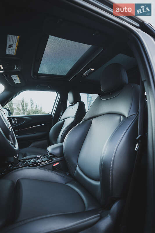 Универсал MINI Clubman 2021 в Киеве