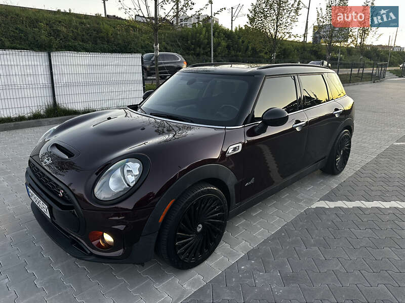 Универсал MINI Clubman 2018 в Киеве