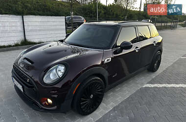 Универсал MINI Clubman 2018 в 