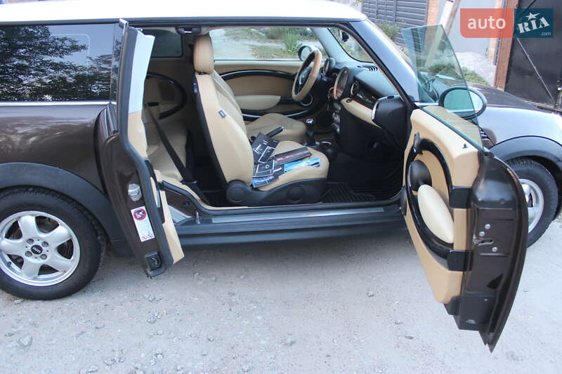 Универсал MINI Clubman 2010 в Кропивницком