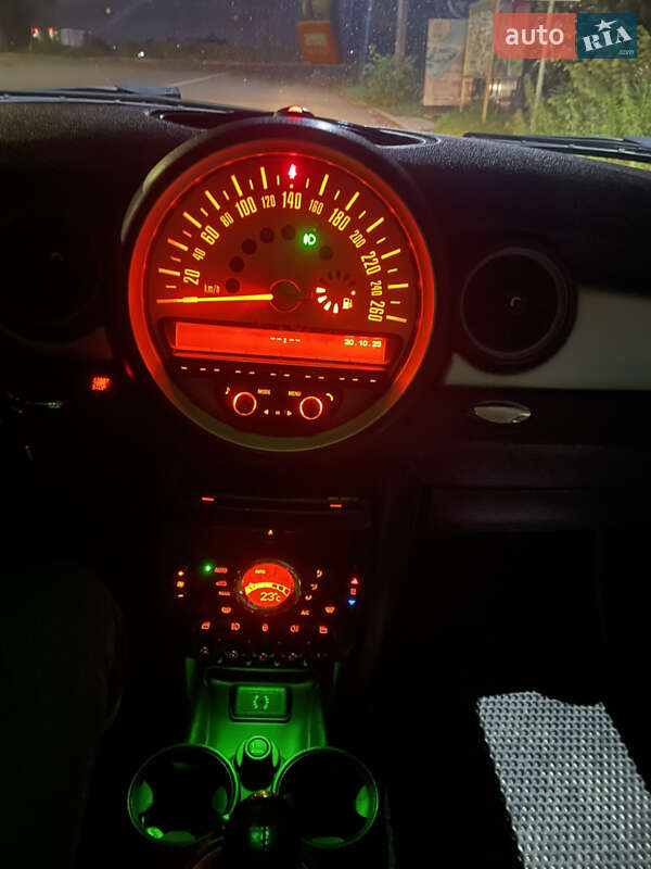 Универсал MINI Clubman 2013 в Киеве