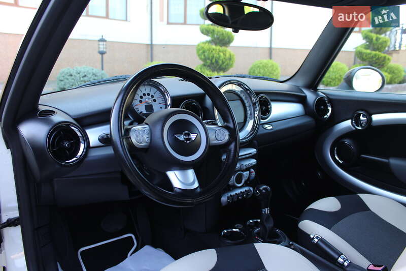 Универсал MINI Clubman 2009 в Трускавце фото 71 Универсал MINI Clubman 2009 в Трускавце