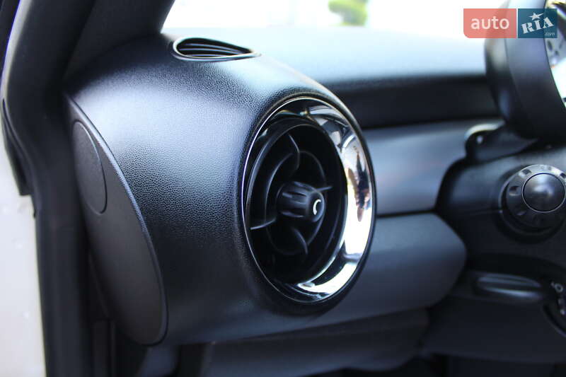 Универсал MINI Clubman 2009 в Трускавце фото 74 Универсал MINI Clubman 2009 в Трускавце