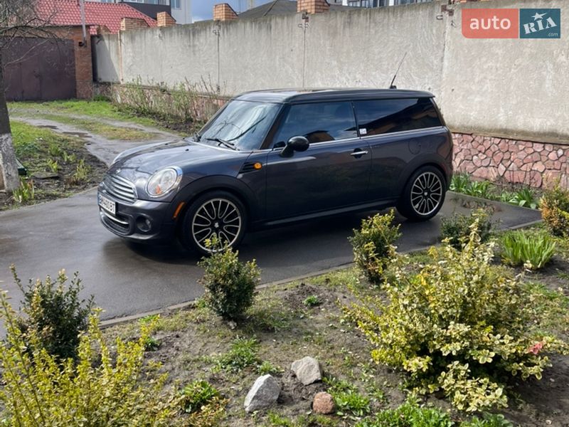 MINI Clubman 2012