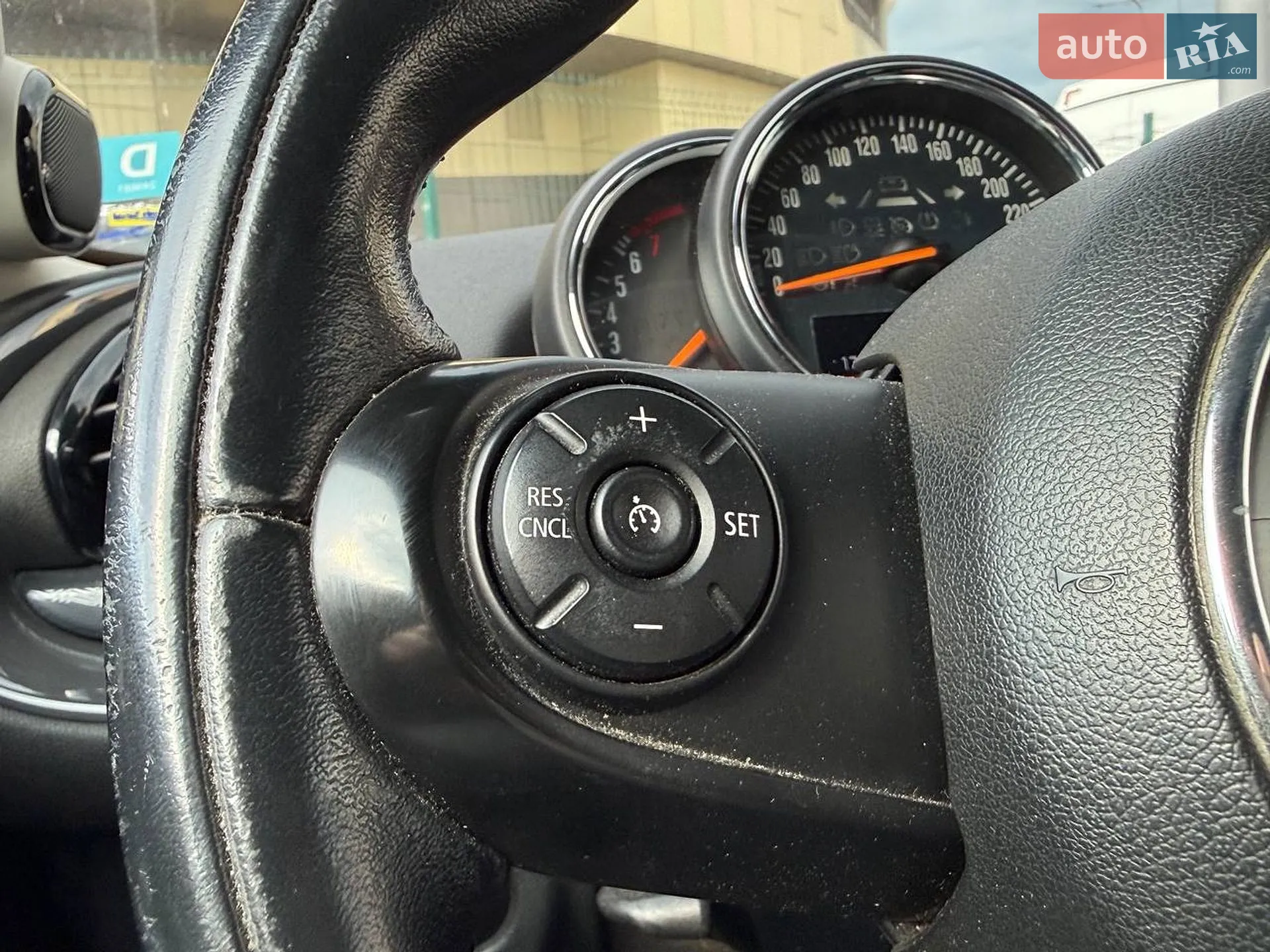 2015 MINI Clubman - мініатюра 25