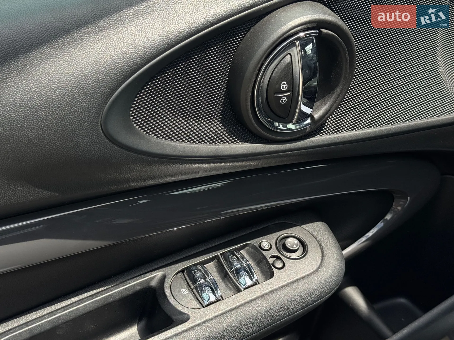 2016 MINI Clubman - мініатюра 11