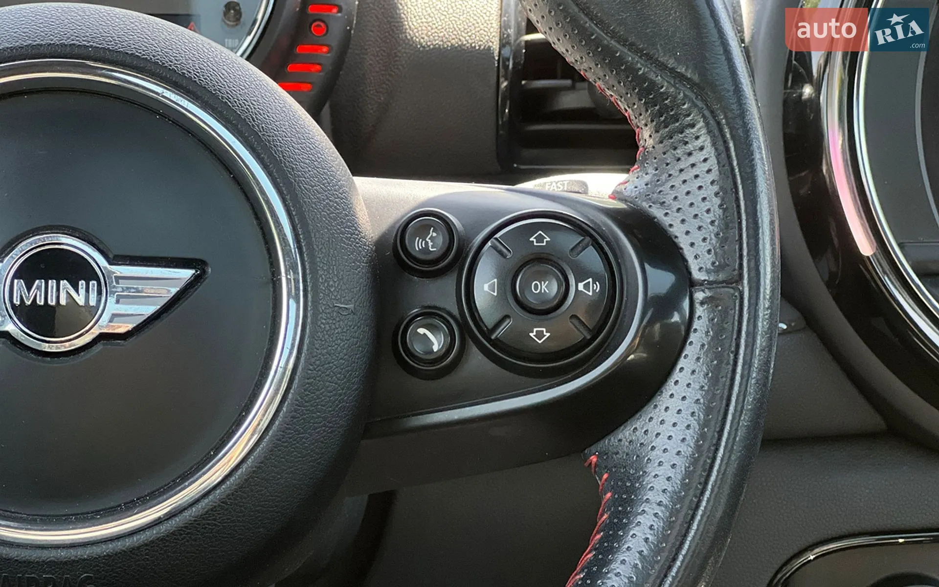 2016 MINI Clubman - мініатюра 12