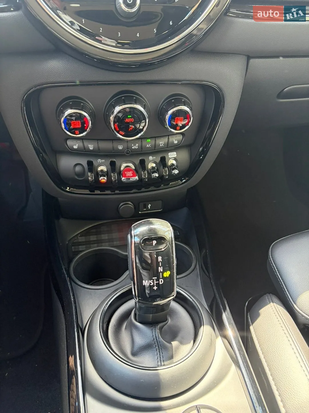 2021 MINI Clubman - мініатюра 36