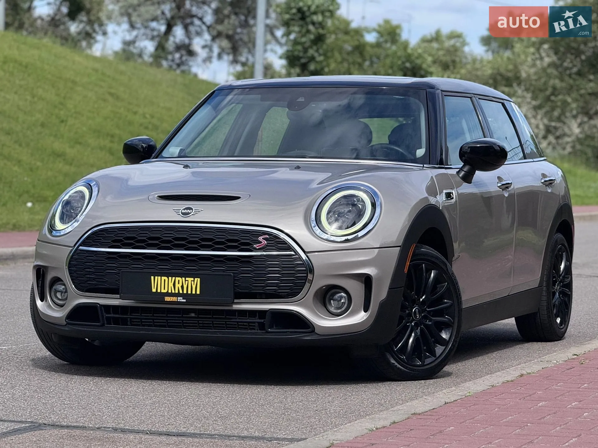 2021 MINI Clubman - фото 1