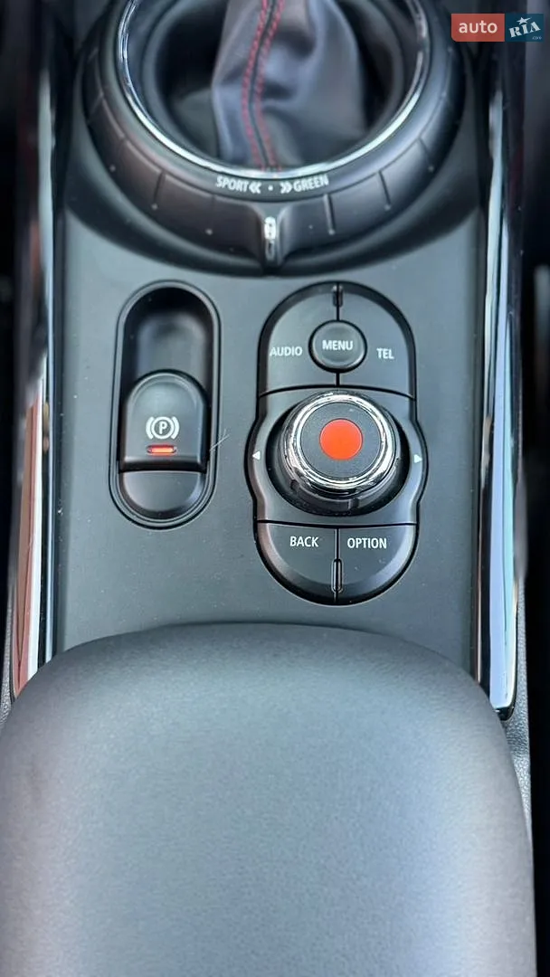 2016 MINI Clubman - мініатюра 41
