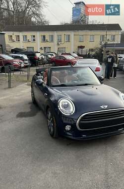 Кабриолет MINI Convertible 2017 в 