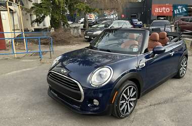 Кабриолет MINI Convertible 2017 в 