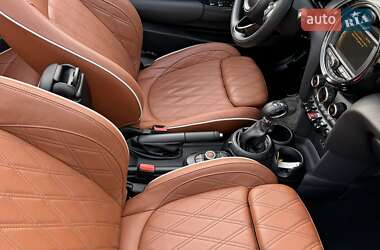 Кабриолет MINI Convertible 2017 в 