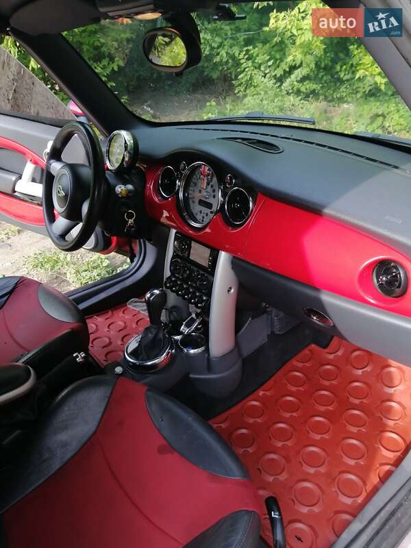 Кабриолет MINI Convertible 2008 в Днепре