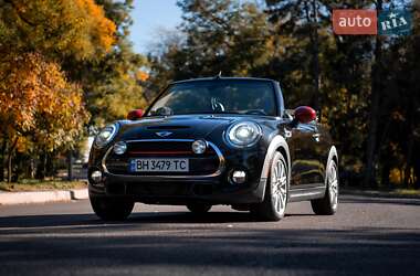 Кабриолет MINI Convertible 2016 в 