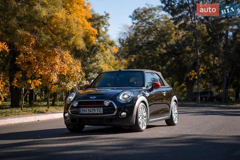 Кабриолет MINI Convertible 2016 в Одессе
