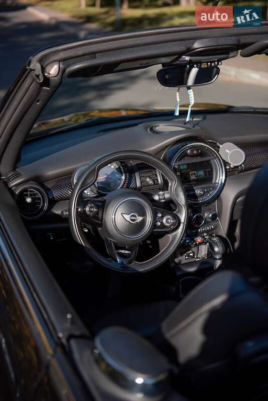 Кабриолет MINI Convertible 2016 в Одессе