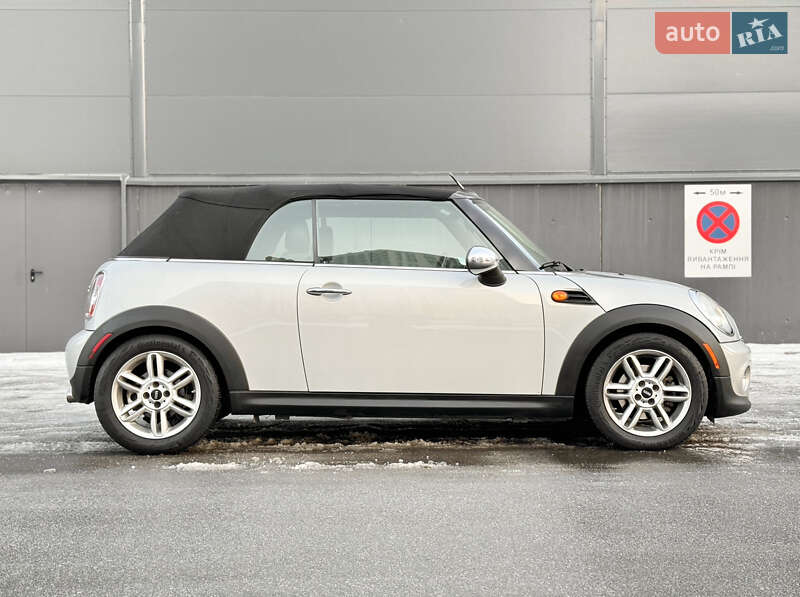 Кабриолет MINI Convertible 2010 в Киеве