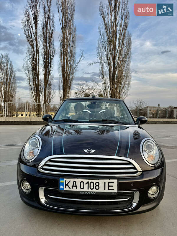Кабриолет MINI Convertible 2015 в Киеве