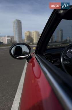 Кабриолет MINI Convertible 2018 в 