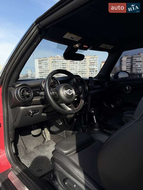 Кабріолет MINI Convertible 2018 в Києві